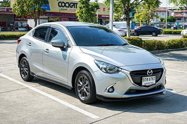 Mazda Mazda 2 2016 1.3 High Sedan เบนซิน ไม่ติดแก๊ส เกียร์อัตโนมัติ เทา รูปที่ 3