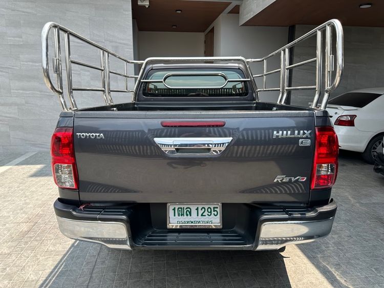Toyota Hilux Revo 2016 2.4 E Prerunner Pickup ดีเซล ไม่ติดแก๊ส เกียร์ธรรมดา ดำ รูปที่ 4