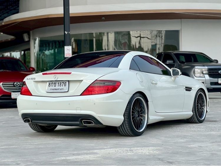 Mercedes-Benz SLK-Class 2013 SLK200 AMG Sedan เบนซิน ไม่ติดแก๊ส เกียร์อัตโนมัติ ขาว รูปที่ 4