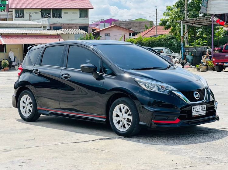 รถ Nissan Note 1.2 E สี ดำ