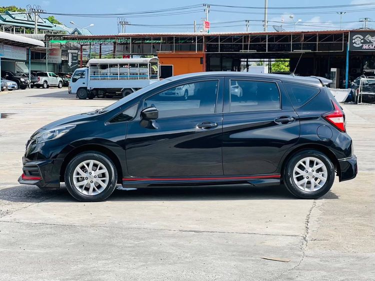 Nissan Note 2020 1.2 E Sedan เบนซิน ไม่ติดแก๊ส เกียร์อัตโนมัติ ดำ รูปที่ 3