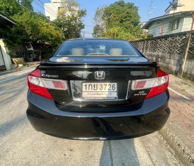 รถ Honda Civic 1.8 E i-VTEC สี ดำ