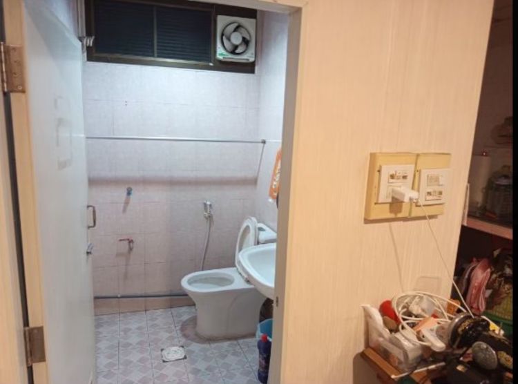 หลังสุดท้าย ทำเลดีที่สุด หายากโคตร ตึกแถวย่านตลาดพลู (มีที่จอดรถรองรับมากกว่า 10 คัน) รูปที่ 4