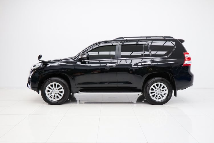 Toyota Land Cruiser Prado 2017 2.8 TX 4WD Utility-car ดีเซล ไม่ติดแก๊ส เกียร์อัตโนมัติ ดำ รูปที่ 4