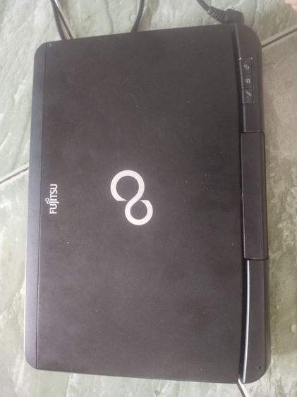Fujitsu รุ่นอื่น ๆ 8 กิกะไบต์ วินโดว์ Micro HDMI notebook มือสองรีทัชสกรีน