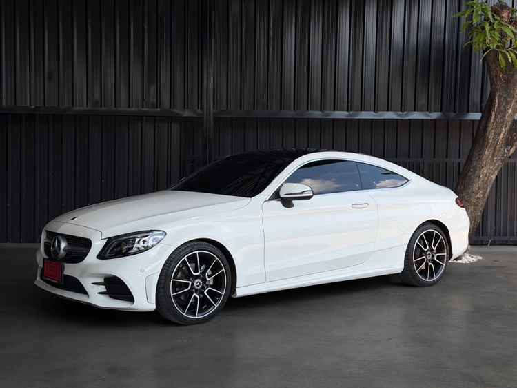 รถ Mercedes-Benz C-Class C200 สี ขาว