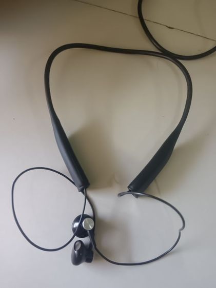 หูฟังบลูทูธไร้สายแบบคล้องคอ Sony Stereo SBH70 