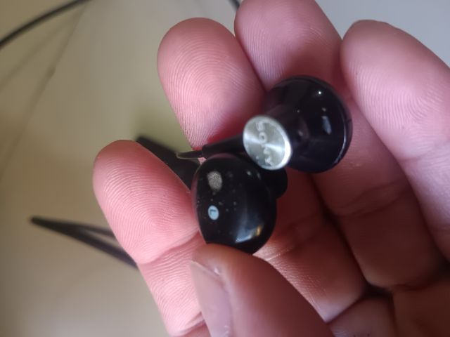 หูฟังบลูทูธไร้สายแบบคล้องคอ Sony Stereo SBH70  รูปที่ 9