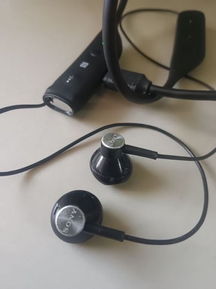 หูฟังบลูทูธไร้สายแบบคล้องคอ Sony Stereo SBH70  รูปที่ 6