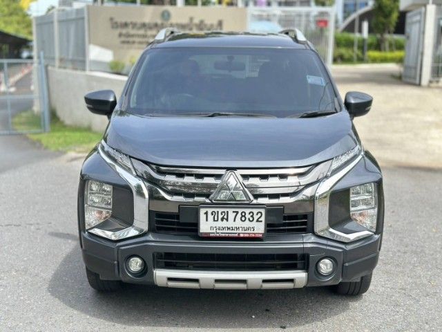Mitsubishi Xpander 2020 1.5 Cross Utility-car เบนซิน ไม่ติดแก๊ส เกียร์อัตโนมัติ ดำ รูปที่ 2