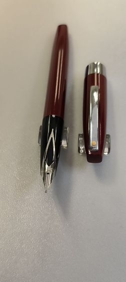 ปากกาหมึกซึม sheaffer imperial หัวขนาด M made in USA สีแดง ปี 1994 รูปที่ 2