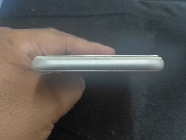 iPhone SE 2 รุ่น64GB ราคาไม่แพง รูปที่ 6