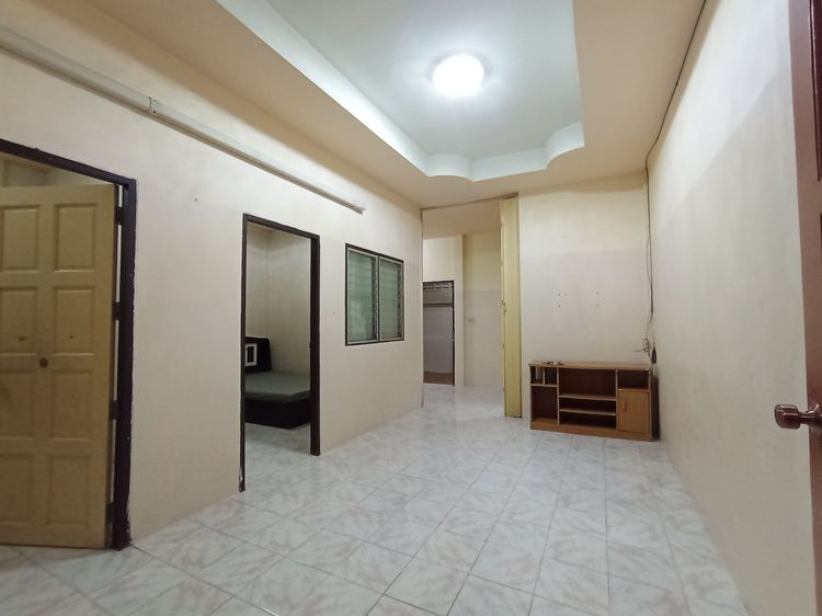 อื่นๆ มีบางส่วน 2015 ขายทาวน์เฮาส์ ติดนิคม 304 ปราจีนบุรี รูปที่ 2