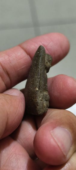 ก้นเป็นรูดินเก่าๆ รูปที่ 6