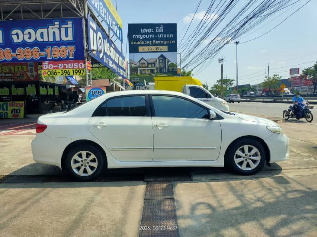 รถ Toyota Altis 1.6 E CNG สี ขาว