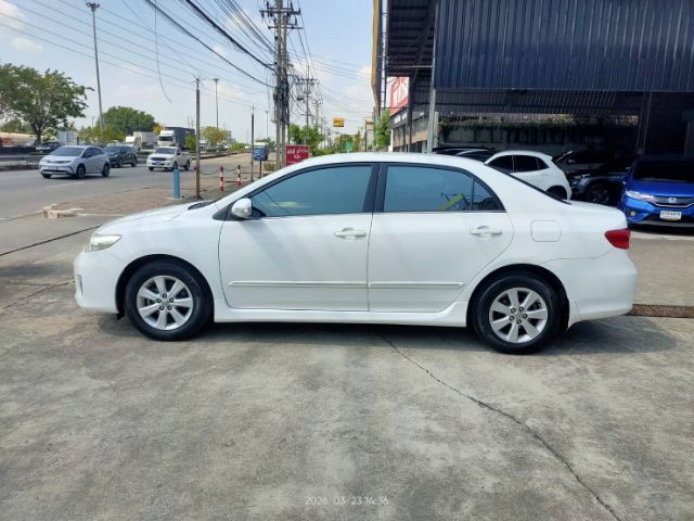 Toyota Altis 2012 1.6 E CNG Sedan เบนซิน NGV เกียร์อัตโนมัติ ขาว รูปที่ 3