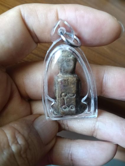 พระปิดตาเนื้อโลหะเก่า รูปที่ 5