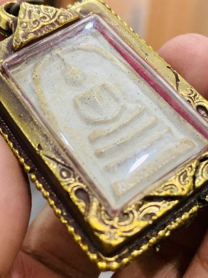 พระสมเด็จวัดระฆังเลี่ยมกรอบทองเหลือง รูปที่ 3