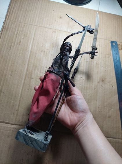 เครื่องรางหุ่นพยนต์อาจารย์ลอยอยุธยาสูง 10 นิ้ว รูปที่ 3