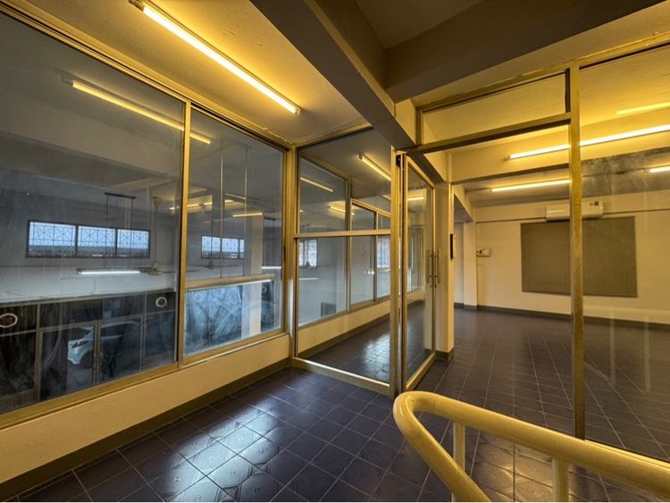 ไม่ใช่ อาคารพาณิชย์เจริญนคร53-1 ห้องมุม2หลัง รูปที่ 3