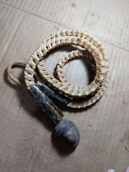 เครื่องรางตะกรุดคาดเอวกระดูกงูหัวเบี้ย รูปที่ 10