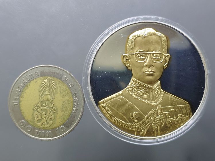เหรียญรัชกาลที่ 9 “คามิโอ (Cameo)” เนื้อเงินหน้าทองคำแท้ กาญจนาภิเษก 50 ปี พ.ศ.2539 ขนาด 40 มิล รูปที่ 6