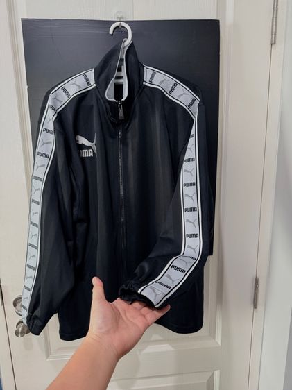 เสื้อวอร์มสีดำแถบเทา แบรนด์ Puma รูปที่ 4