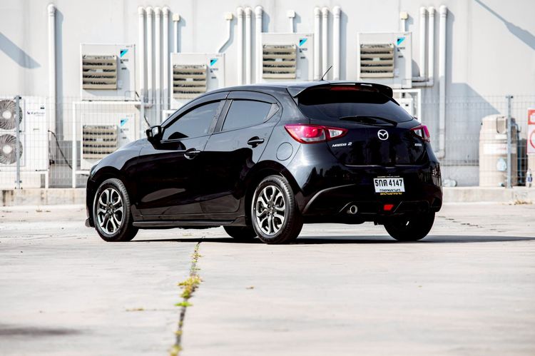 Mazda Mazda 2 2016 1.5 XD Sports High Plus Sedan ดีเซล เกียร์อัตโนมัติ ดำ รูปที่ 4