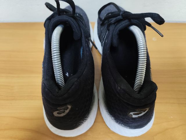 ASICS   42.0 26.5 แท้ มือสอง รูปที่ 8
