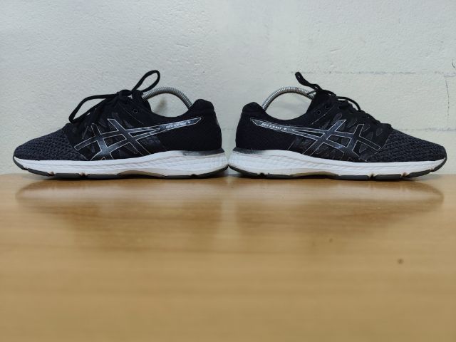 ASICS   42.0 26.5 แท้ มือสอง รูปที่ 12