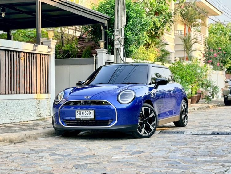 Mini Hatch Cooper 2024 SE Sedan ไฟฟ้า ไม่ติดแก๊ส เกียร์อัตโนมัติ น้ำเงิน รูปที่ 3