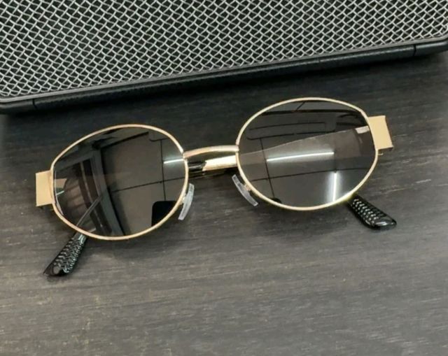 แว่นกันแดดอย่างดีพีเมี่ยมน้ำหนักเบาใส่สบายมาก ยังใหม่ซื้อมา 6,000  รูปที่ 15