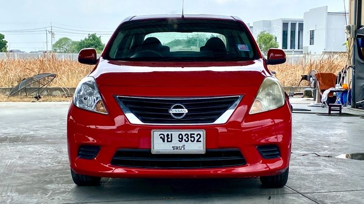 รถ Nissan Almera 1.2 V สี แดง