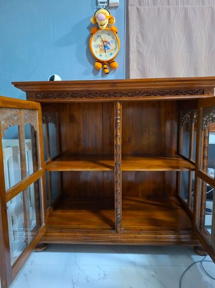 ตู้โชว์ไม้สักขนาด80ซม.