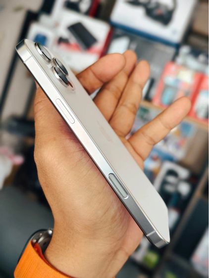 - iPhone 16 Pro Max 512GB White Titanium รูปที่ 8
