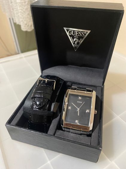เงิน นาฬิกา Guess ของแท้ พร้อมเข็มขัด เซ็ตกล่องครบ สภาพดี