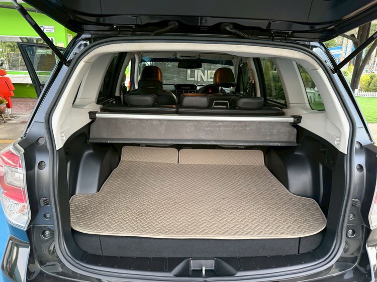 Subaru Forester 2016 2.0 4WD Utility-car เบนซิน เกียร์อัตโนมัติ ดำ รูปที่ 4