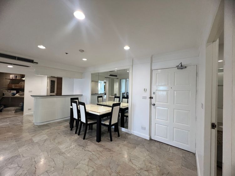 อื่นๆ เลี้ยงสัตว์ได้ ตกแต่งครบ สร้างเสร็จก่อน 2010 วิทยุ คอมเพล็กซ์ คอนโดมิเนียม 3 ห้องนอน 101 ตร.ม. ห้องใหญ่หายาก ชั้น 33 วิวโล่ง ใกล้ BTS เพลินจิต พร้อมอยู่ ถนนวิทยุ CBD กรุงเทพฯ รูปที่ 2