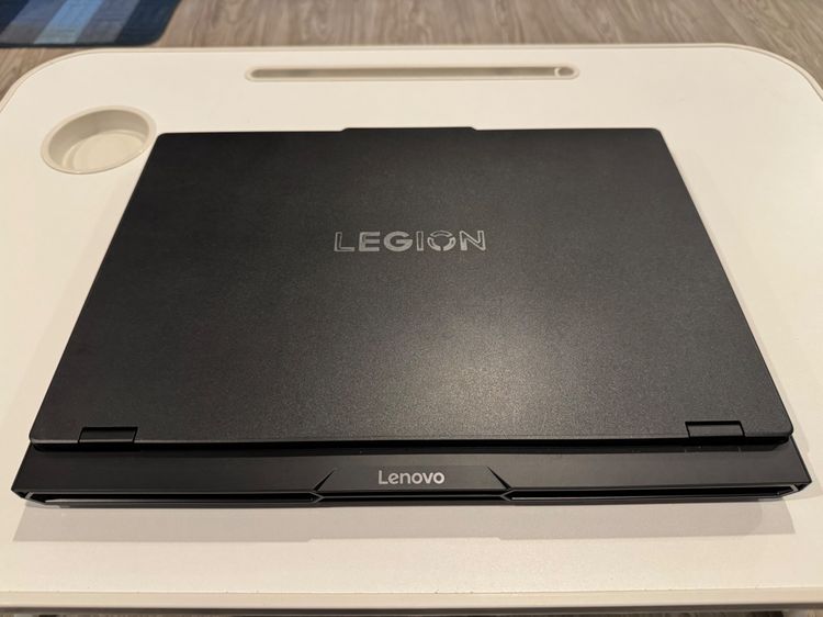วินโดว์ 32 กิกะไบต์ อื่นๆ ใช่ Lenovo Legion Pro 5 Ryzen 9 RTX 5070 32GB Like New