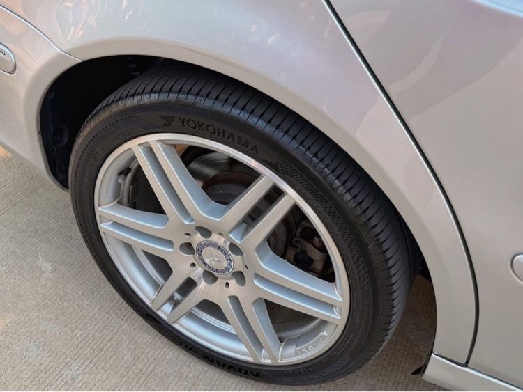 Mercedes-Benz E-Class 2005 E220 CDI Sedan ดีเซล เกียร์อัตโนมัติ บรอนซ์เงิน รูปที่ 4