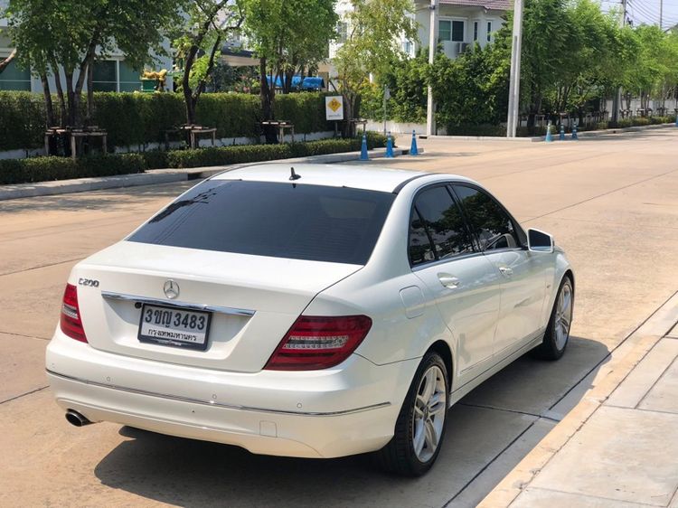 Mercedes-Benz C-Class 2012 C200 CGI Sedan เบนซิน เกียร์อัตโนมัติ ขาว รูปที่ 3