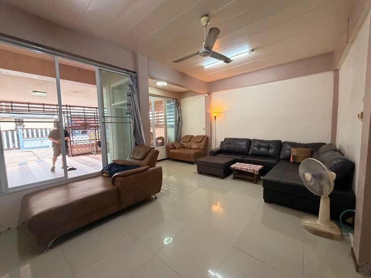 ตกแต่งครบ สร้างเสร็จก่อน 2010 ทาวน์เฮาส์ 2 ชั้น บ้านรุ่งเรืองขอนแก่น รูปที่ 3