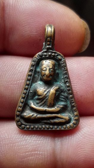 หลวงพ่อเงินพิมพ์จอบใหญ่ รูปที่ 4