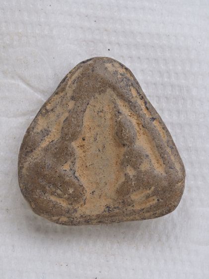 พระเนื้อดิน 13016915