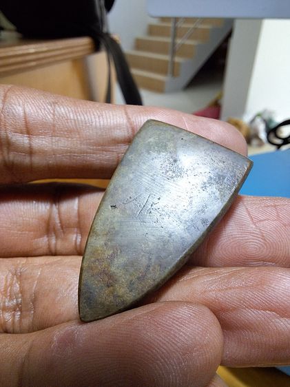 หลวงปู่ทดว วัดช้างให้ พิมพ์เตารีด รูปที่ 6