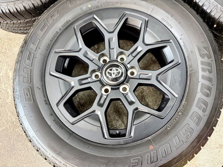 ล้อแม็ก TOYOTA TRAVO ขอบ 18”  ยาง BRIDGESTONE 265-60R18 ปี 23 รูปที่ 4