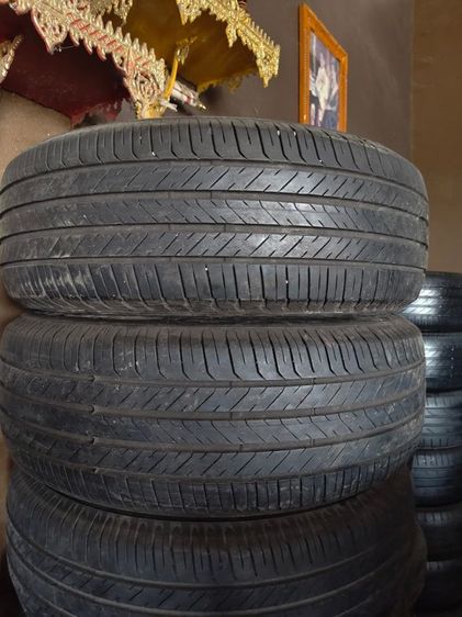 225.65R17 Bridgestone 2 เส้น 