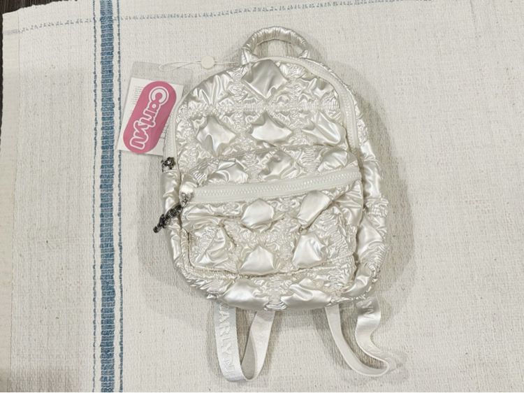 ขาว กระเป๋า Carlyn Bag Mellow backpack