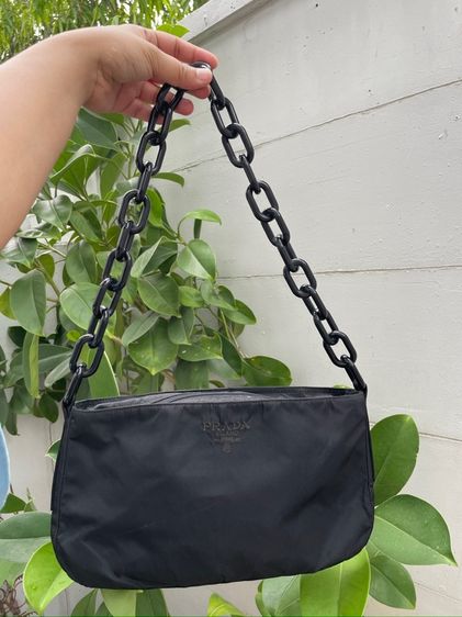 prada พอช แท้