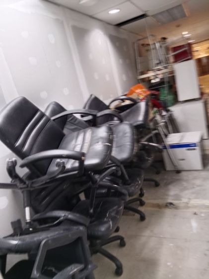 เฟอร์นิเจอร์มือสอง